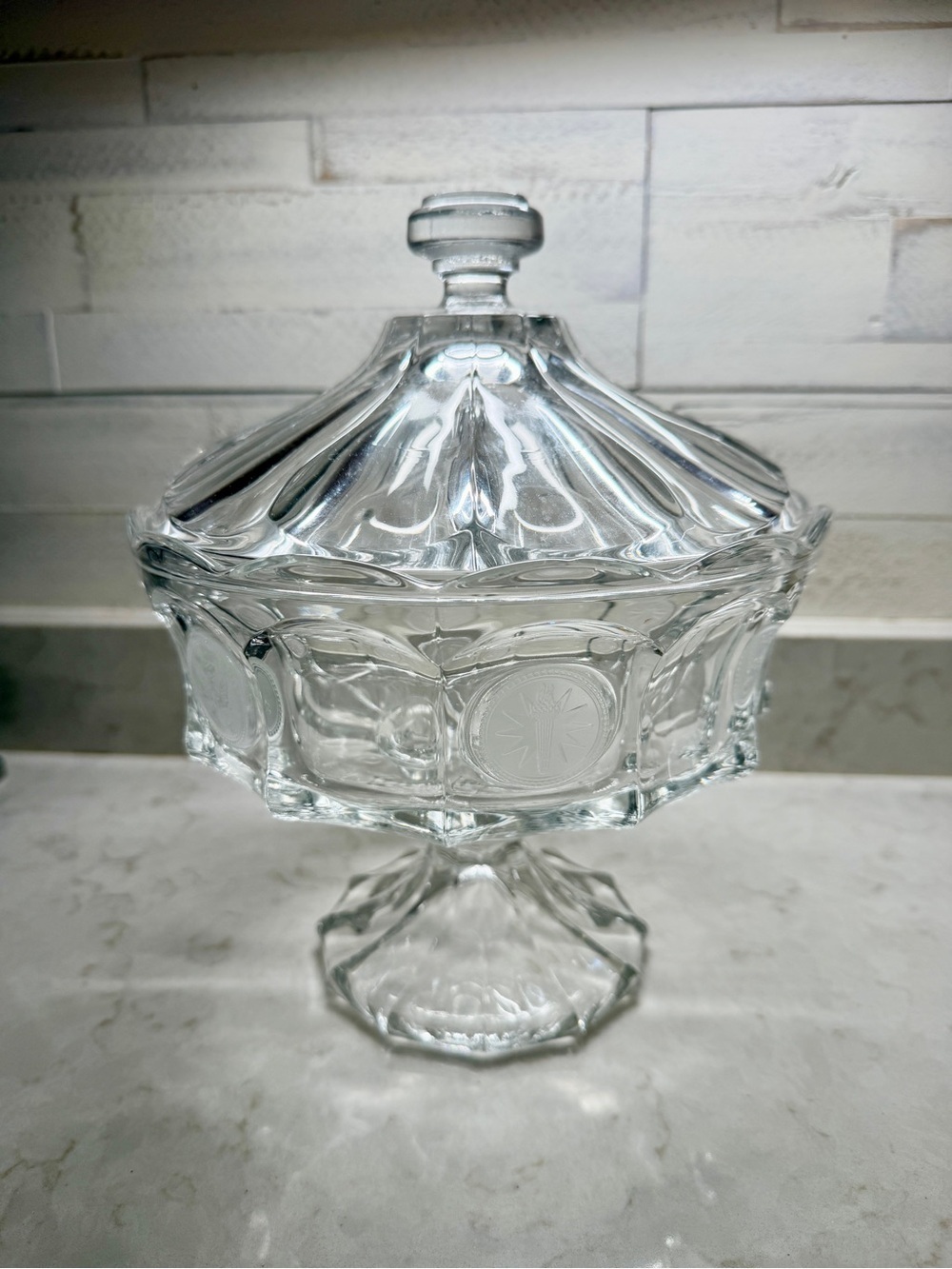 VINTAGE, FOSTORIA, CLEAR CRYSTAL GLASS, LIDDED “COIN” COMPOTE